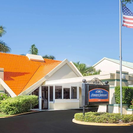 Howard Johnson By Wyndham Vero Beach / Downtown Exteriör bild