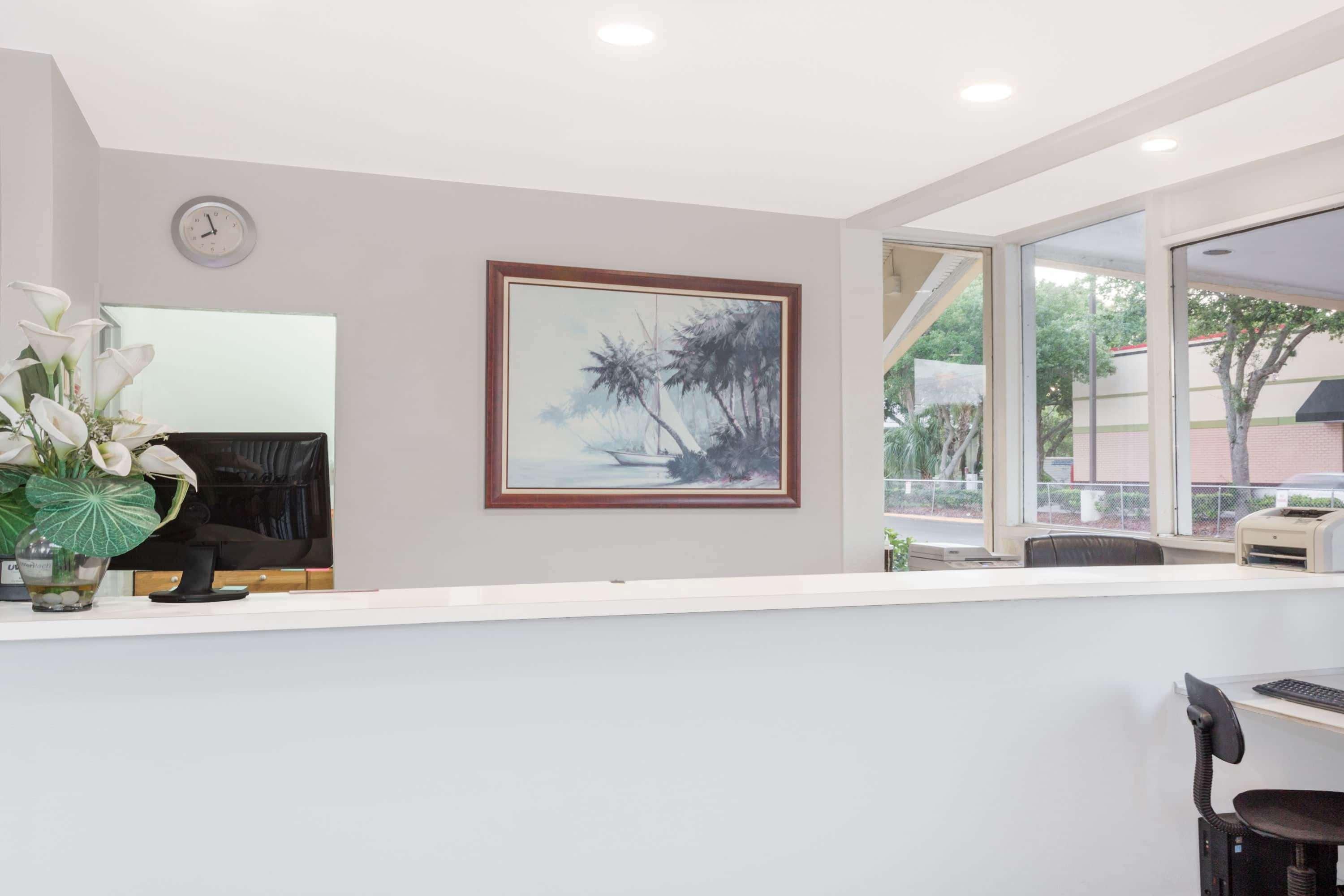 Howard Johnson By Wyndham Vero Beach / Downtown Exteriör bild